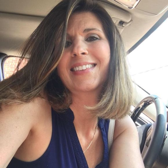 Meet your Posher, Andi - Picture 1 of 1